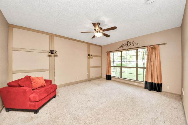 1715 Pitts Road, Richmond, TX 77406