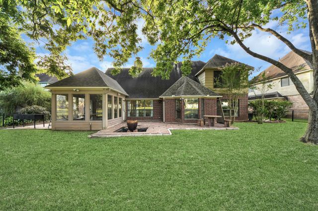 1715 Pitts Road, Richmond, TX 77406