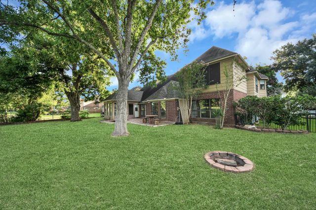 1715 Pitts Road, Richmond, TX 77406