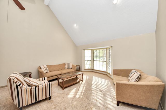 1715 Pitts Road, Richmond, TX 77406
