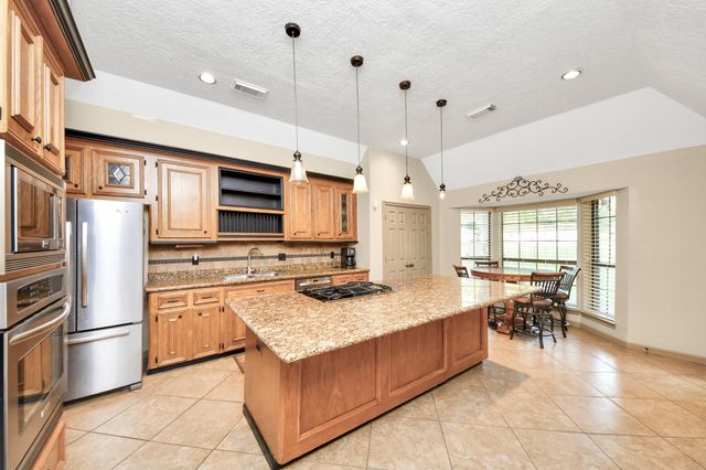 1715 Pitts Road, Richmond, TX 77406