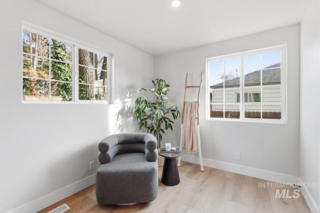 2310 W Frederic St, Boise, ID 83705