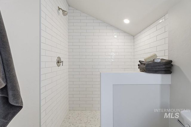 2310 W Frederic St, Boise, ID 83705