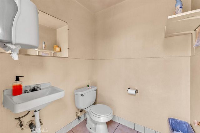 4212 Clara, Cudahy, CA 90201