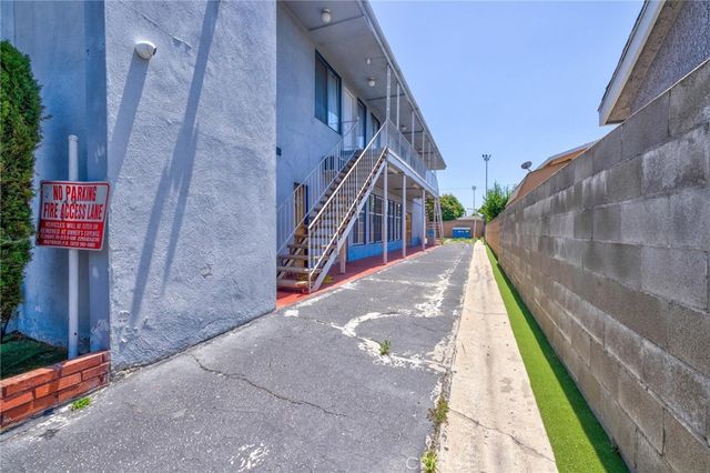 4212 Clara, Cudahy, CA 90201