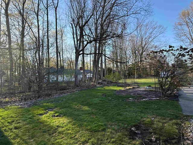 3647 Sherwood Road, Saginaw, MI 48603