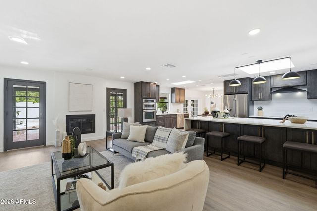 8415 S Kachina Dr Drive, Tempe, AZ 85284