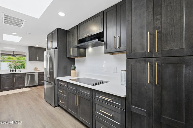 8415 S Kachina Dr Drive, Tempe, AZ 85284