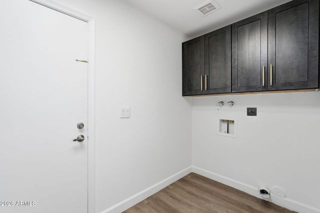 8415 S Kachina Dr Drive, Tempe, AZ 85284