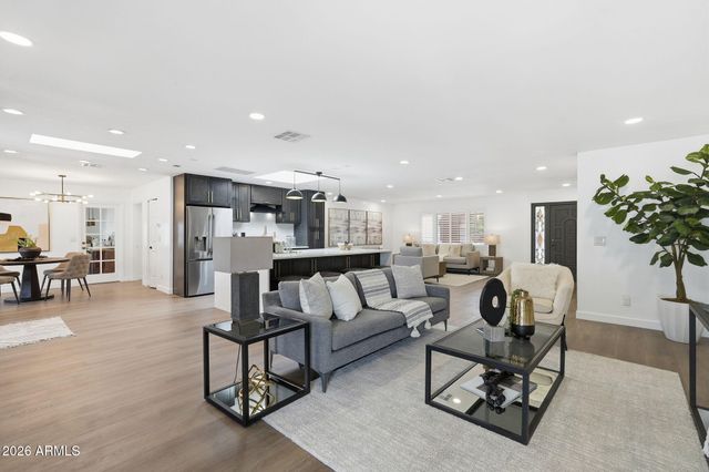 8415 S Kachina Dr Drive, Tempe, AZ 85284