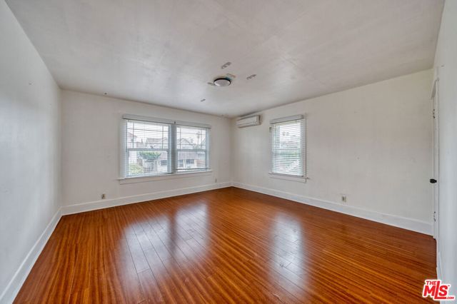 1677 S Harvard Boulevard, Los Angeles, CA 90006