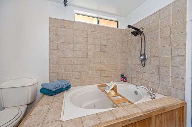 8250 Majestic Oak Way, Citrus Heights, CA 95610