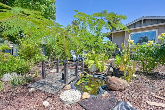 8250 Majestic Oak Way, Citrus Heights, CA 95610