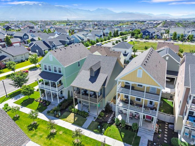 10712 S KESTREL RISE RD, South Jordan, UT 84009