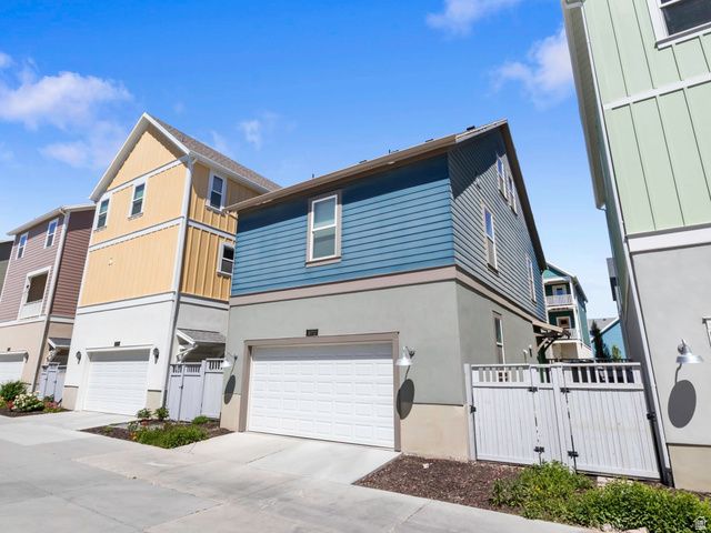 10712 S KESTREL RISE RD, South Jordan, UT 84009