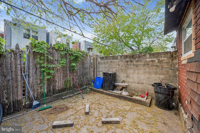 1940 S LAMBERT STREET, Philadelphia, PA 19145