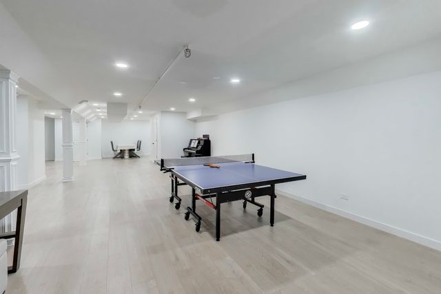 301 Didier Court, Buffalo Grove, IL 60089