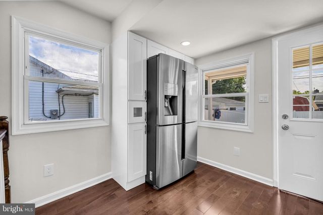 3 COMPRESSION CT, Middle River, MD 21220