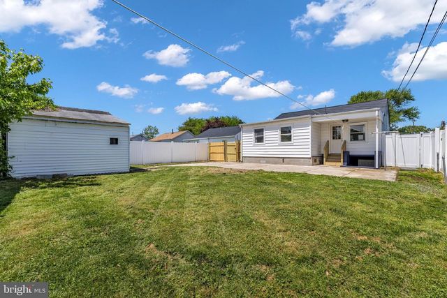 3 COMPRESSION CT, Middle River, MD 21220