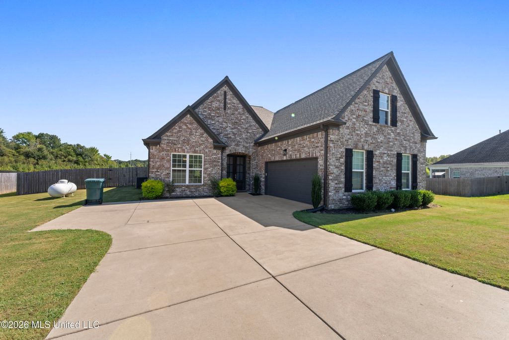 106 Ethelyn Smith Drive, Senatobia, MS 38668 — photo 3