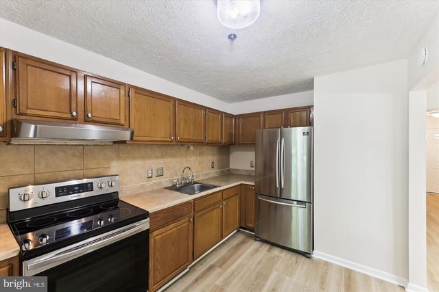 4125 SILVER PARK TER, Suitland, MD 20746