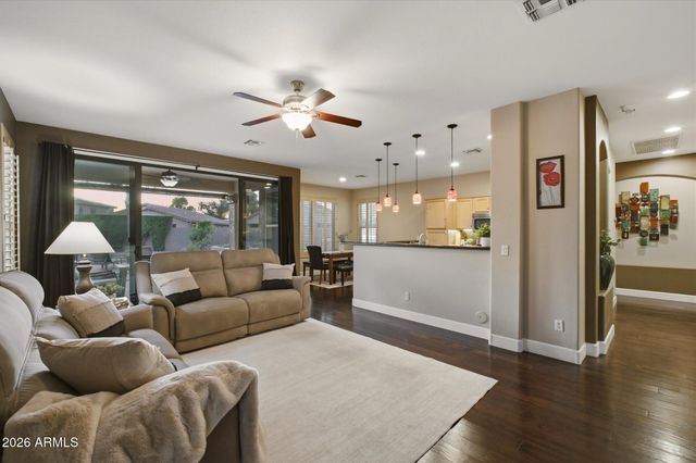 2604 S PONDEROSA Drive, Gilbert, AZ 85295