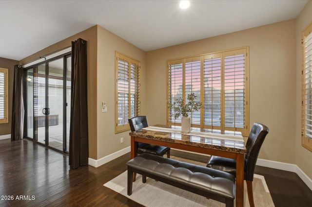 2604 S PONDEROSA Drive, Gilbert, AZ 85295