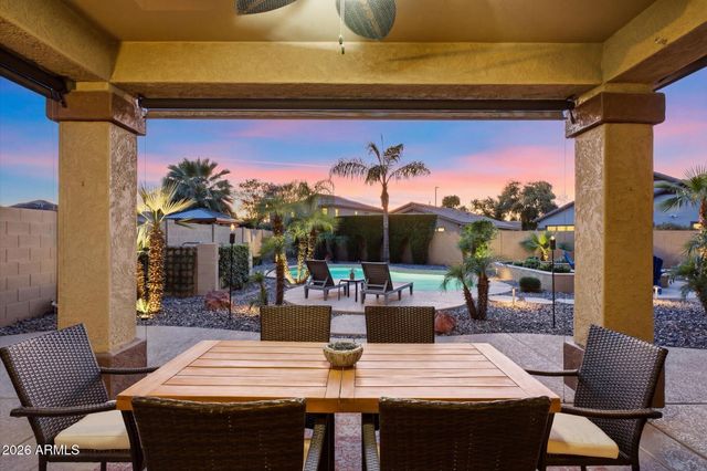 2604 S PONDEROSA Drive, Gilbert, AZ 85295