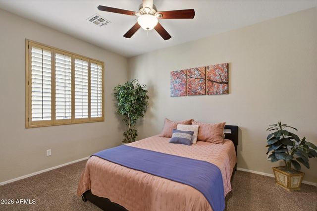 2604 S PONDEROSA Drive, Gilbert, AZ 85295