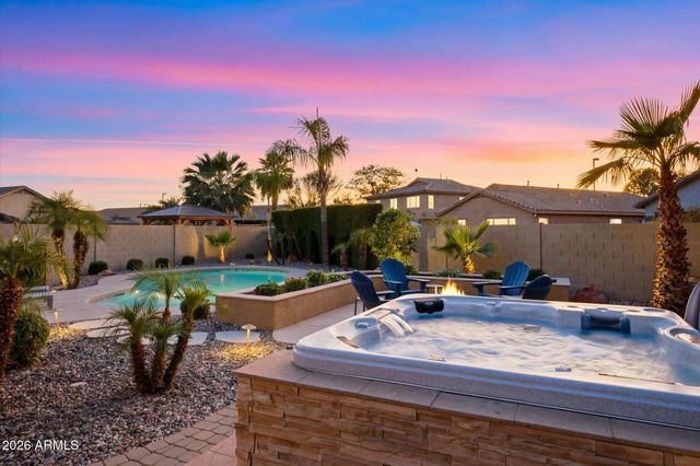 2604 S PONDEROSA Drive, Gilbert, AZ 85295