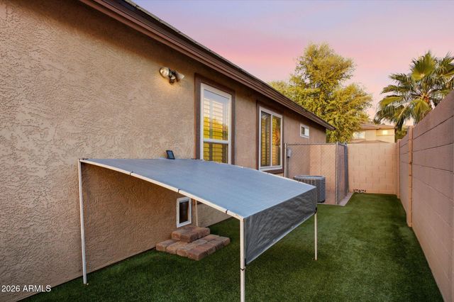 2604 S PONDEROSA Drive, Gilbert, AZ 85295