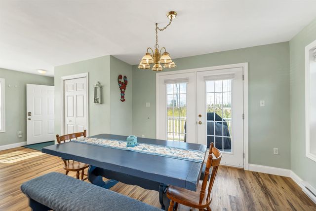5 Chase Street, Hampton, NH 03842