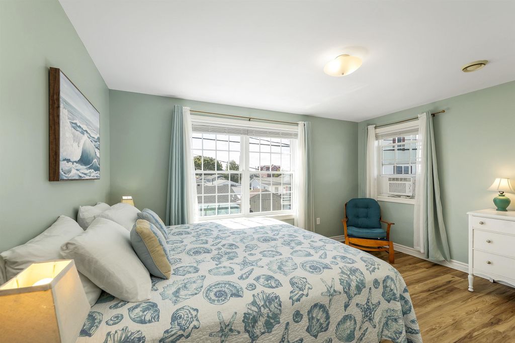 Image 19 of property listing at 5 Chase Street, Hampton, NH 03842