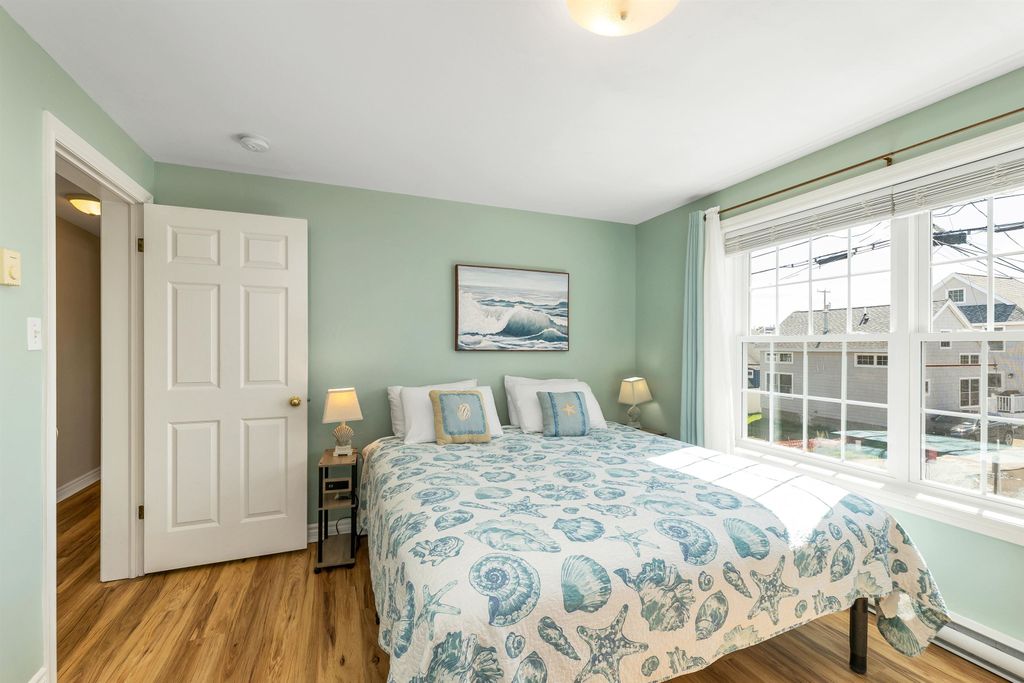 Image 20 of property listing at 5 Chase Street, Hampton, NH 03842