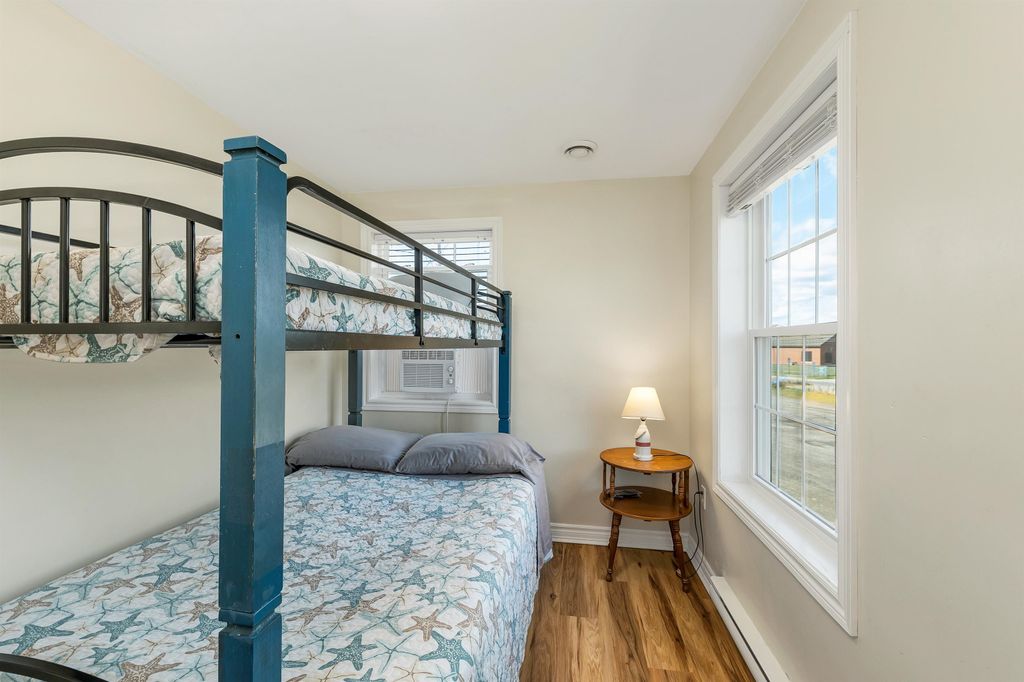 Image 23 of property listing at 5 Chase Street, Hampton, NH 03842