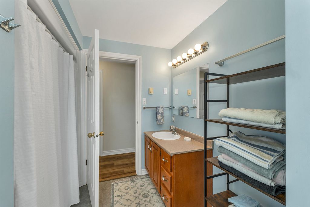 Image 27 of property listing at 5 Chase Street, Hampton, NH 03842