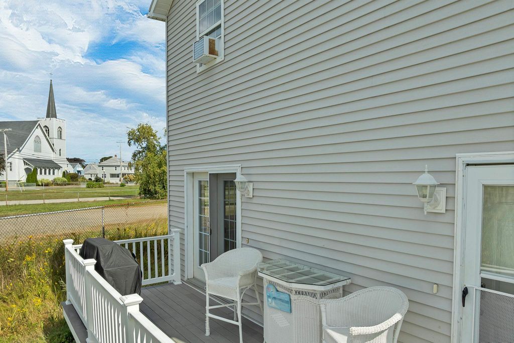 Image 30 of property listing at 5 Chase Street, Hampton, NH 03842