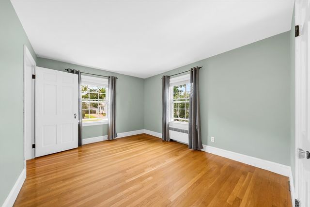 21 Leroy Ave, Haverhill, MA 01835