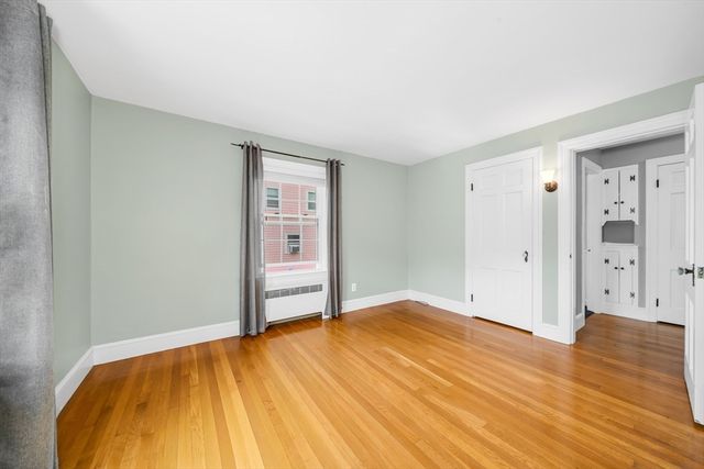 21 Leroy Ave, Haverhill, MA 01835