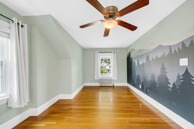 21 Leroy Ave, Haverhill, MA 01835