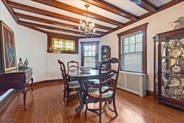 525 S Maple Ave, Glen Rock Boro, NJ 07452