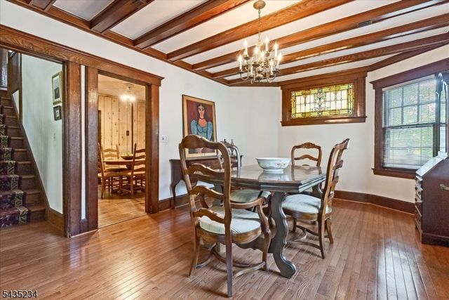 525 S Maple Ave, Glen Rock Boro, NJ 07452