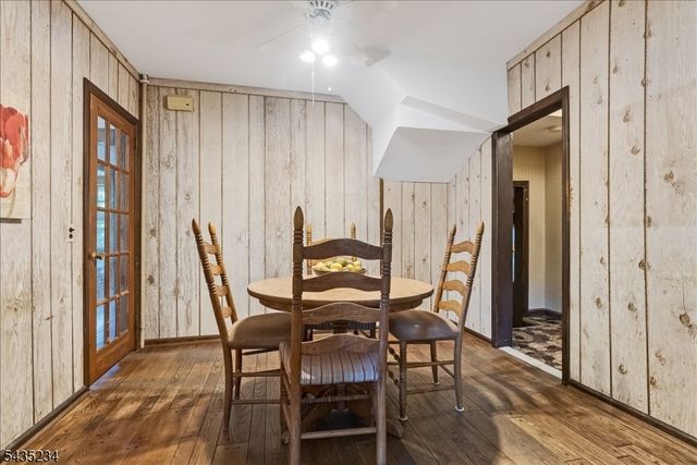 525 S Maple Ave, Glen Rock Boro, NJ 07452