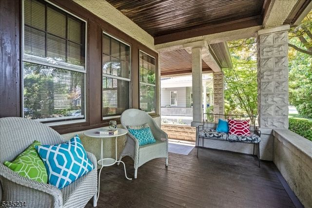 525 S Maple Ave, Glen Rock Boro, NJ 07452