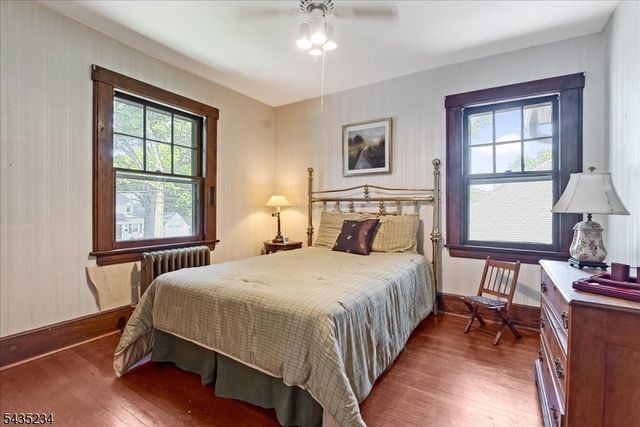 525 S Maple Ave, Glen Rock Boro, NJ 07452