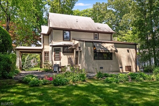 525 S Maple Ave, Glen Rock Boro, NJ 07452