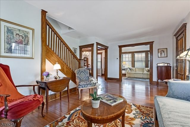 525 S Maple Ave, Glen Rock Boro, NJ 07452