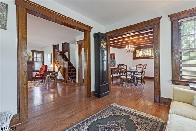525 S Maple Ave, Glen Rock Boro, NJ 07452