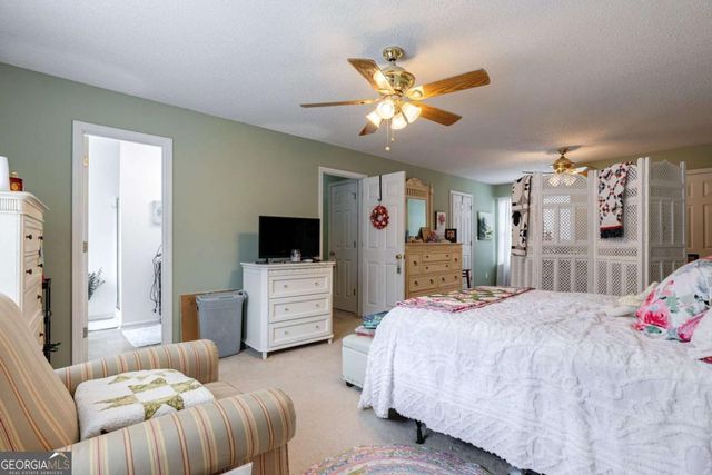 4280 Rosenelfe Way, Loganville, GA 30052