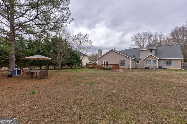 4280 Rosenelfe Way, Loganville, GA 30052